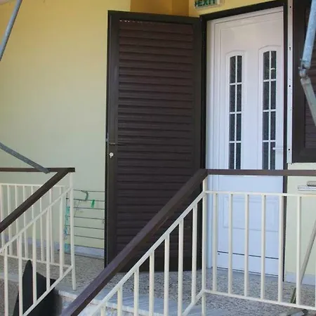 Πανσιόν Villa Asprovalta *